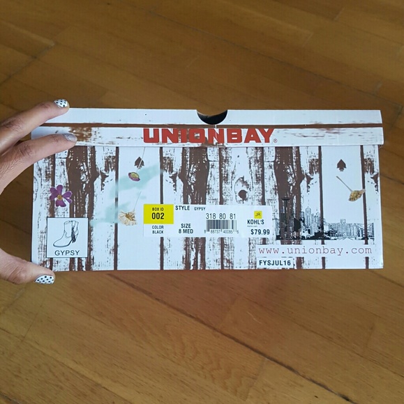 Union Bay Gypsy booties - Picture 3 of 8